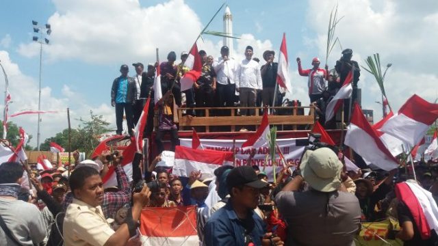 Foto Demo Petani Tebu