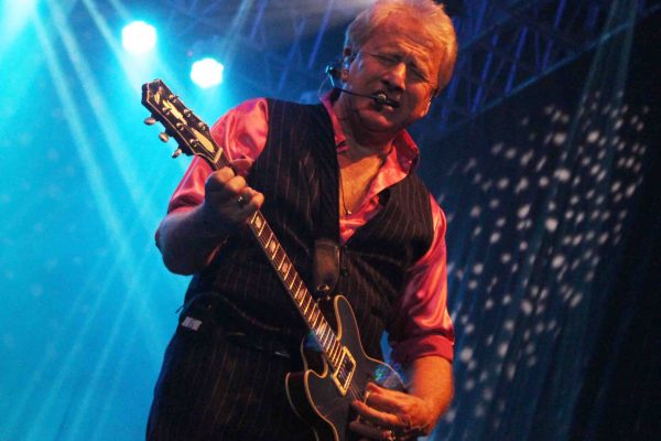 air_supply_tour-air_supply_touring_band-air_supply_concert_Surabaya-9
