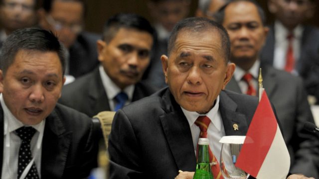 menteri-pertahanan