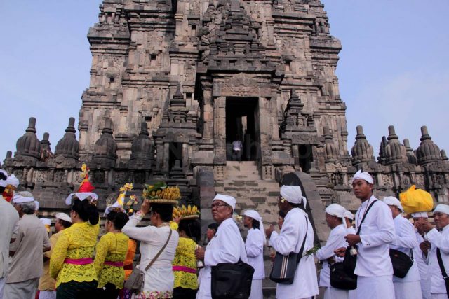 Nyepi di Candi Prambanan