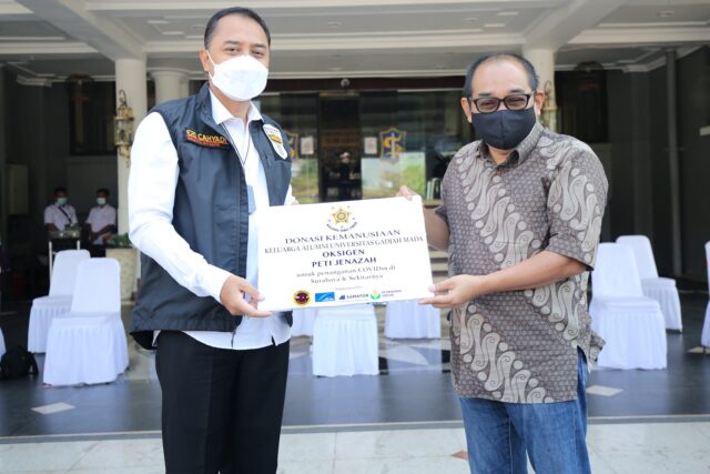 Wali Kota Eri terima bantuan Arif Afandi