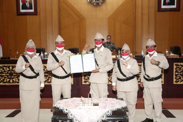Wali Kota Eri - Pengesahan APBD